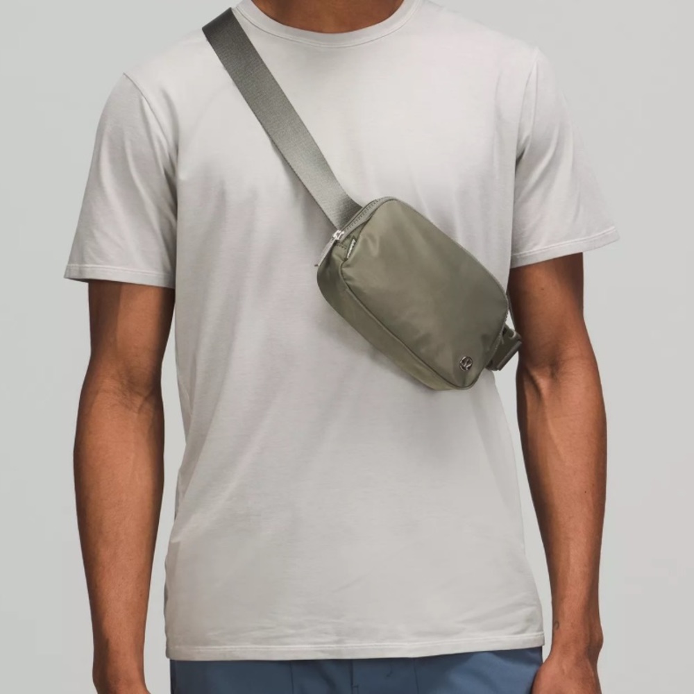 Lululemon Athletica Everywhere Belt Bag